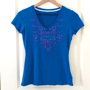 Green Apple Blue Floral V Neck Slim Tee